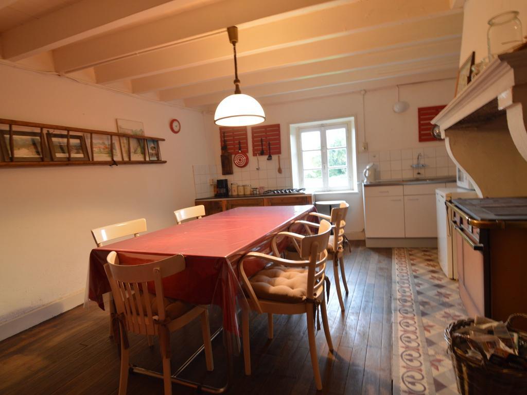 Spacious Holiday Home Near The Forest Barricourt المظهر الخارجي الصورة